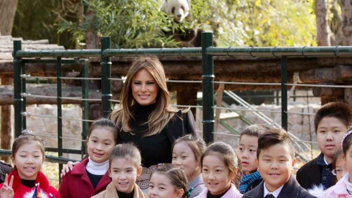 Панда зіпсувала фото Меланії Трамп, але вона не проти - фото 1