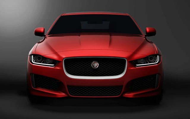 У Jaguar представили новий унікальних седан - фото 209960