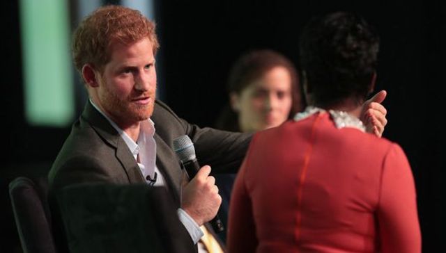 Принц Гаррі зворушив промовою про свою матір - фото 206387