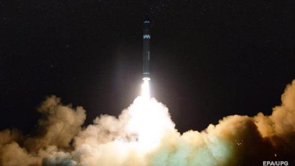 Опубліковано відео запуску ракети в КНДР - фото 1