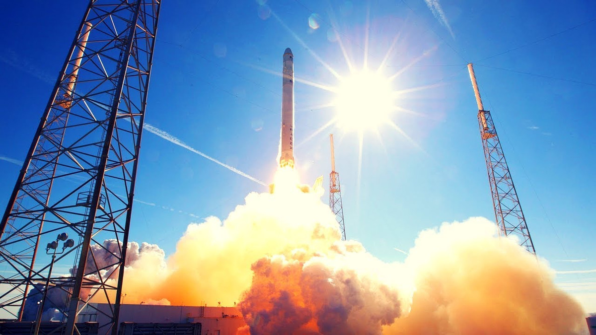 Запуск ракети Falcon 9 з різних ракурсів: неймовірне відео - фото 1