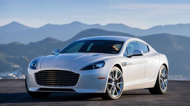 Aston Martin Rapide - фото 217484