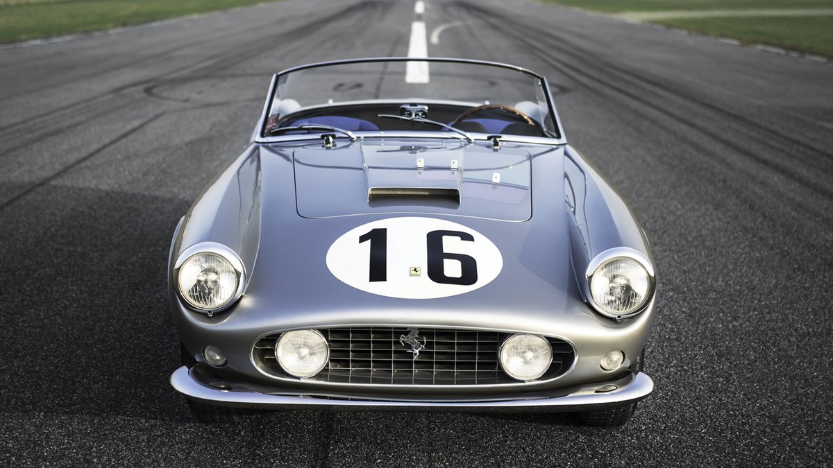 На аукціоні був проданий унікальний Ferrari - фото 1