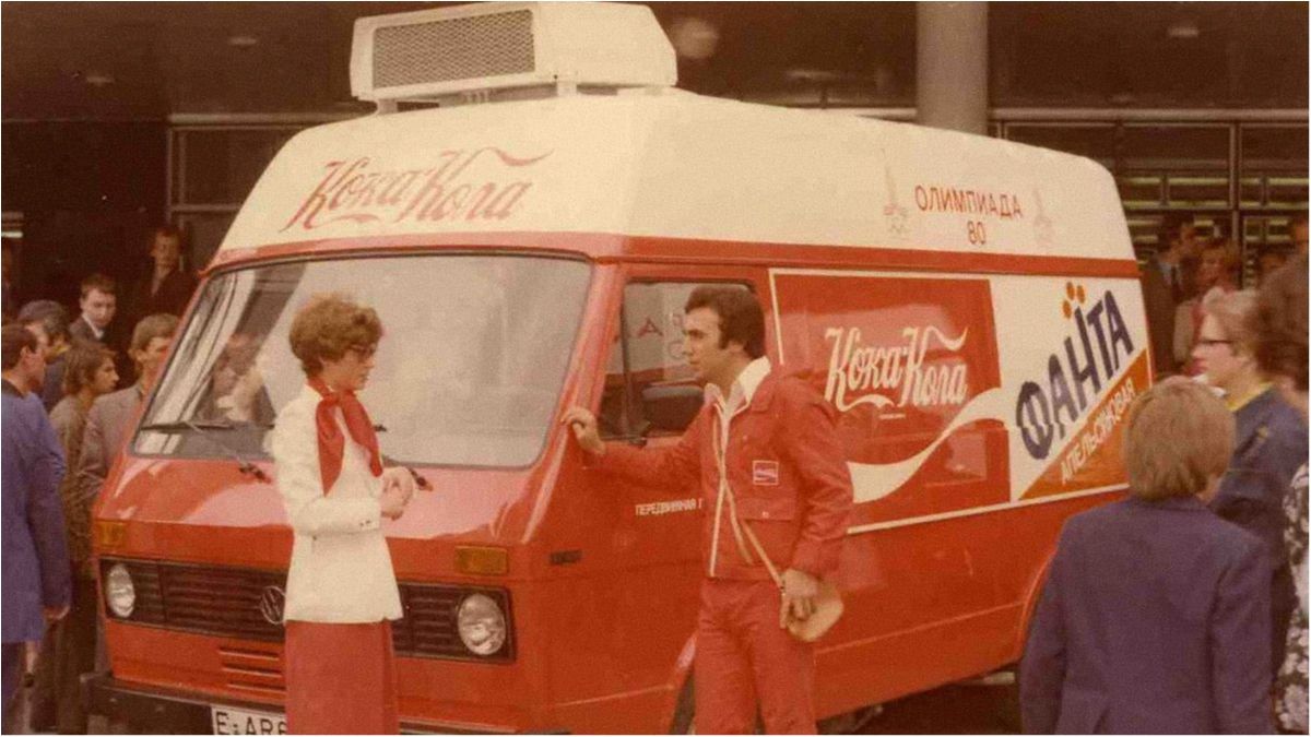 Скільки росіян шкодують про розпад СРСР: опитування