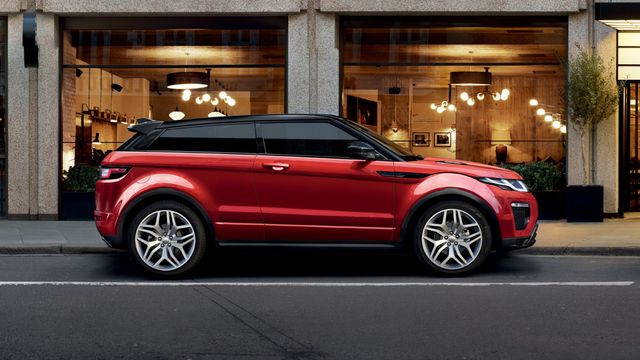 Новий Range Rover Evoque вражає своїми можливостями - фото 218007
