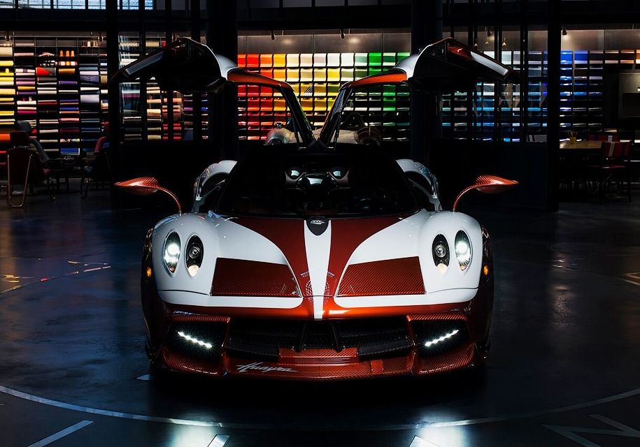 Суперкар Pagani Huayra переробили в дусі 63-річного Fiat