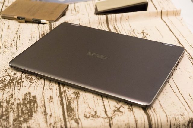 HP і ASUS представили перші Windows-ноутбуки на Snapdragon 835 - фото 213363