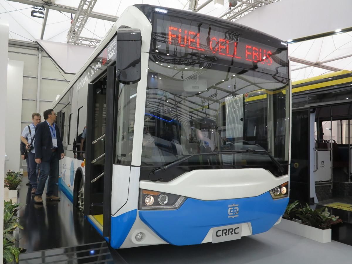 На Busworld 2017 представили автобус на метанольних паливних елементах