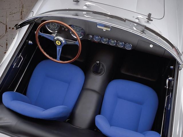 Ferrari 250 GT LWB California Spider Competizione by Scaglietti - фото 215442