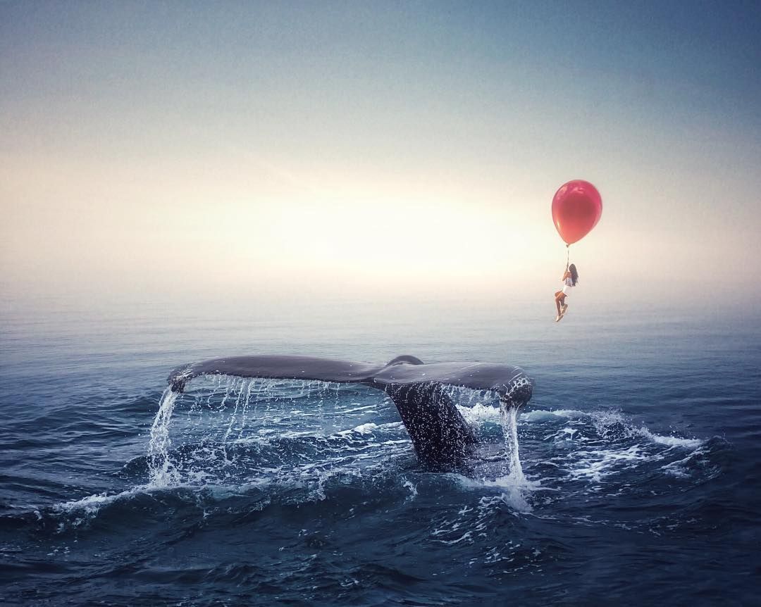 Маленькі люди та гігантські тварини: неймовірні фото