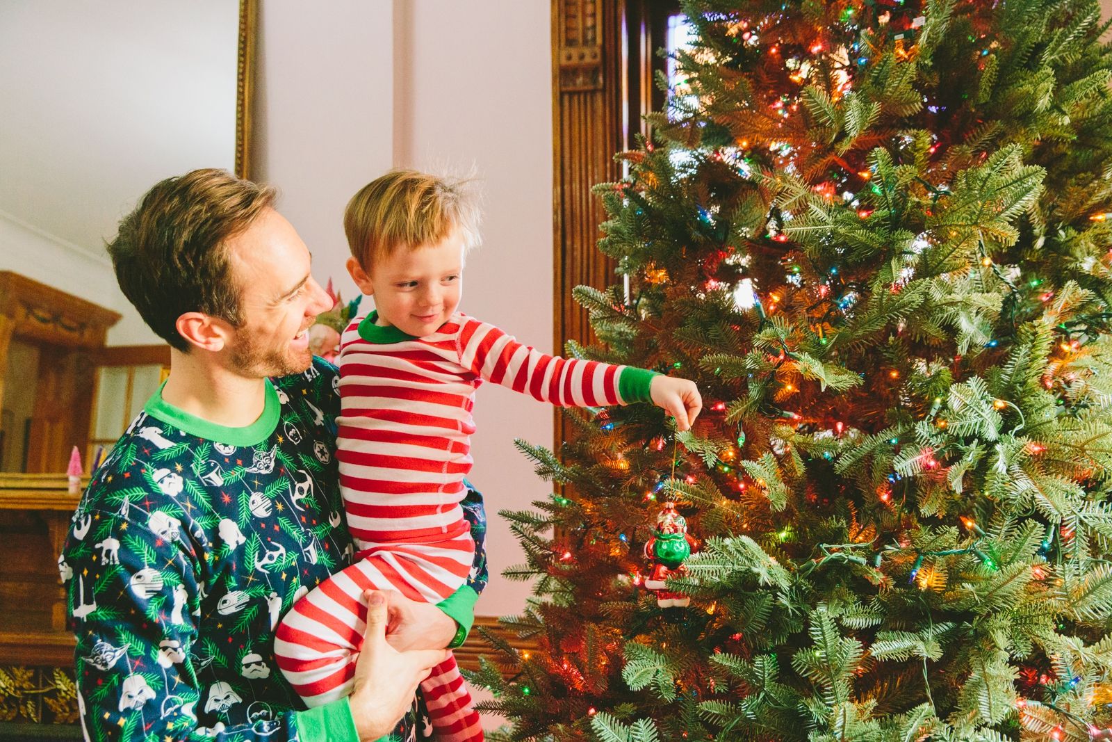 Новорічні ялинки можуть бути небезпечними для здоров'я