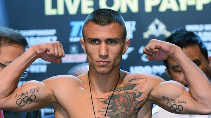 Після бою фани в Нью-Йорку зупинили Ломаченка і змусили виконати їхнє прохання: відеофакт