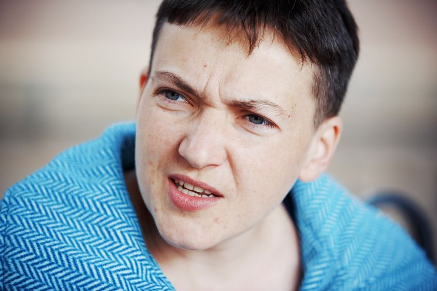 В мережі бурхливо обговорюють нову фотосесію Савченко