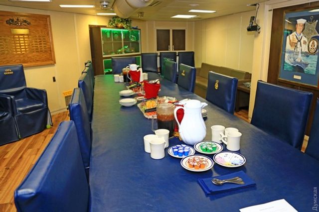 В Одесі показали, як виглядає зсередини американський есмінець - фото 212661