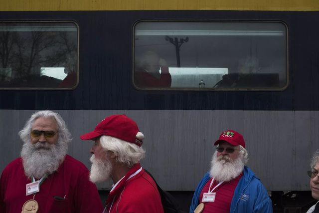 У США відкрилася школа Санта-Клаусів - фото 217900