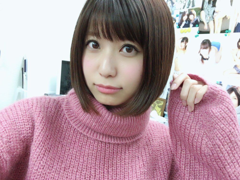 Чоловіки в шоці! Японка щодня п'є пиво та знімає це на відео