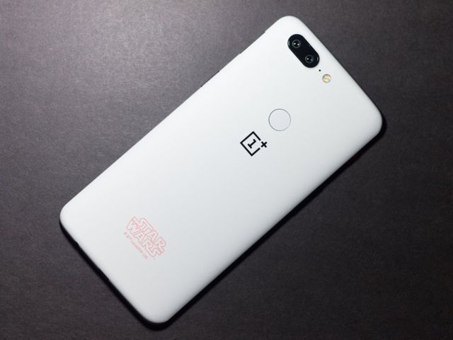 OnePlus представила ексклюзивний смартфон 5T Star Wars Edition - фото 215174
