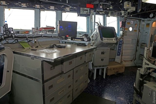 В Одесі показали, як виглядає зсередини американський есмінець - фото 212663