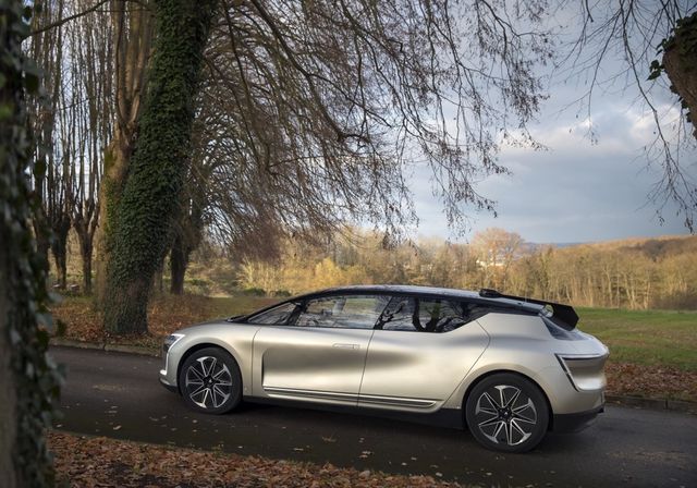 Renault Symbioz занурить пасажирів у віртуальну реальність - фото 213836