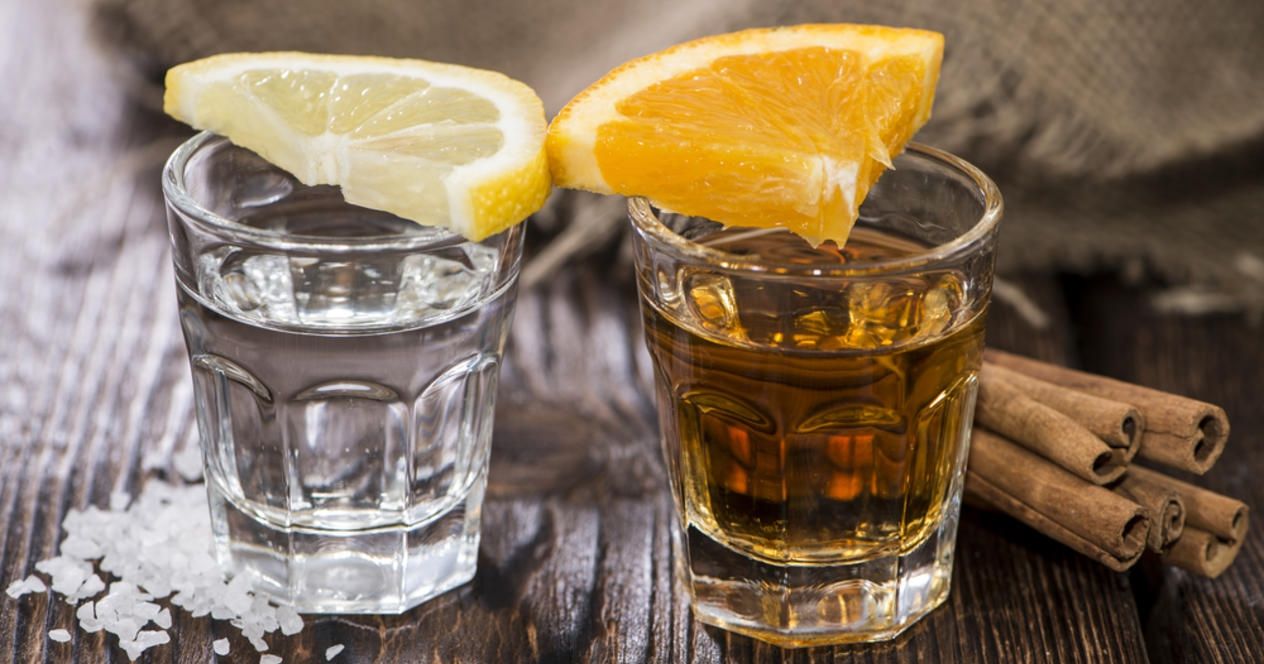 Експерти розповіли, чим краще не закусувати алкогольні напої - фото 1