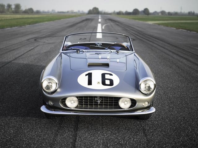 Ferrari 250 GT LWB California Spider Competizione by Scaglietti - фото 215444