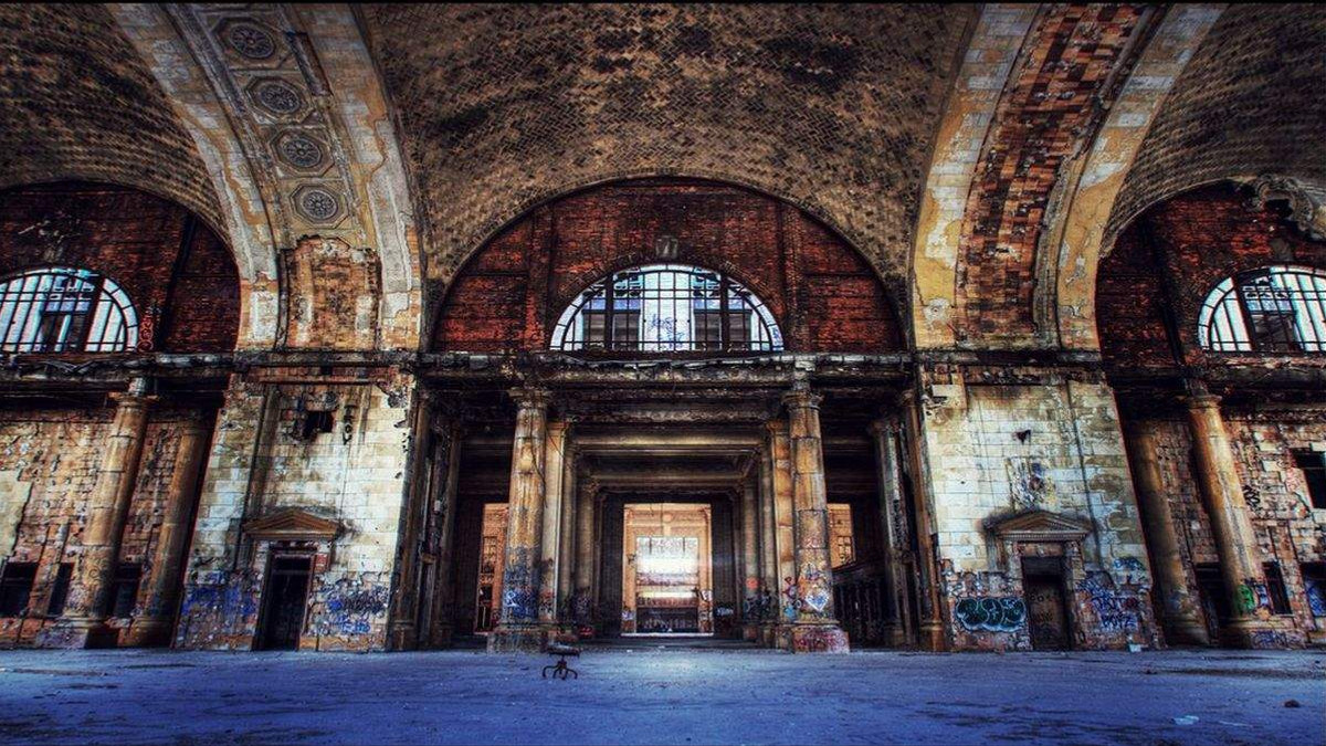 Дивовижні знімки найбільшого в світі покинутого вокзалу - фото 1