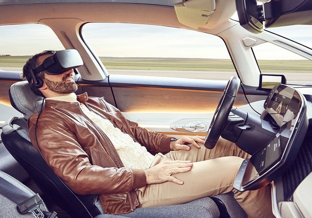 Renault Symbioz занурить пасажирів у віртуальну реальність - фото 213844