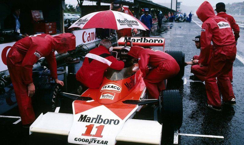 Відео найсмішніших моментів сезону Формули 1