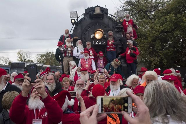 У США відкрилася школа Санта-Клаусів - фото 217907