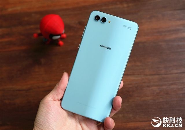 Huawei Nova 2s: офіційний реліз новинки китайської компанії - фото 213577