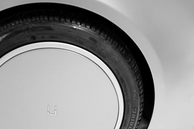 Електрокар Uniti будуть продавати в магазинах побутової техніки - фото 213751