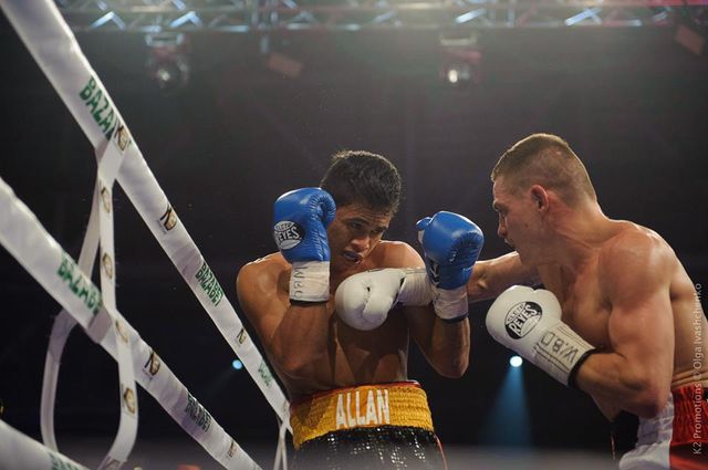 Берінчик – Валлеспін: найкращі фото бою - фото 215507