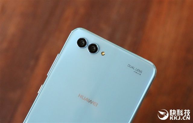 Huawei Nova 2s: офіційний реліз новинки китайської компанії - фото 213578