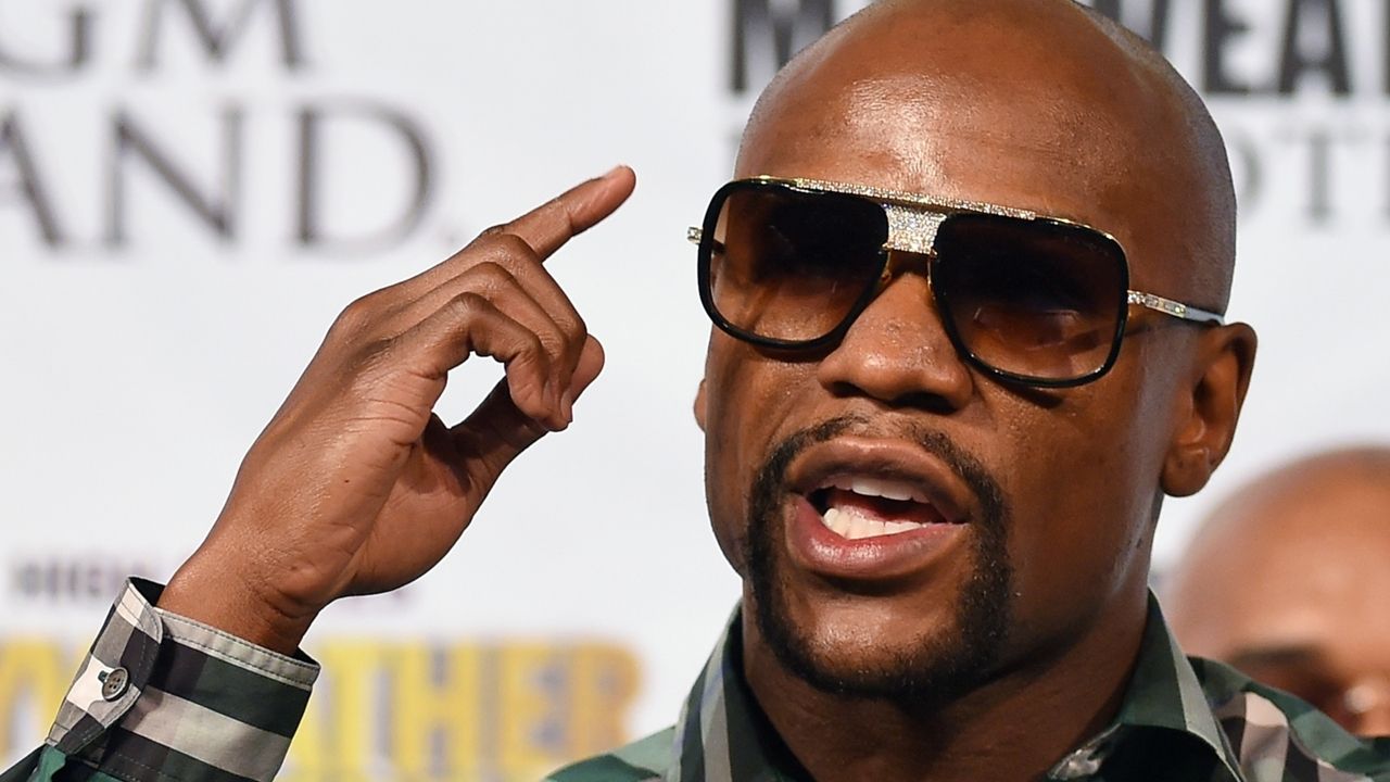 Мейвезер відреагував на сміливе звернення Ломаченка