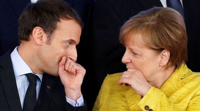 Макрон і Меркель- фото 218348