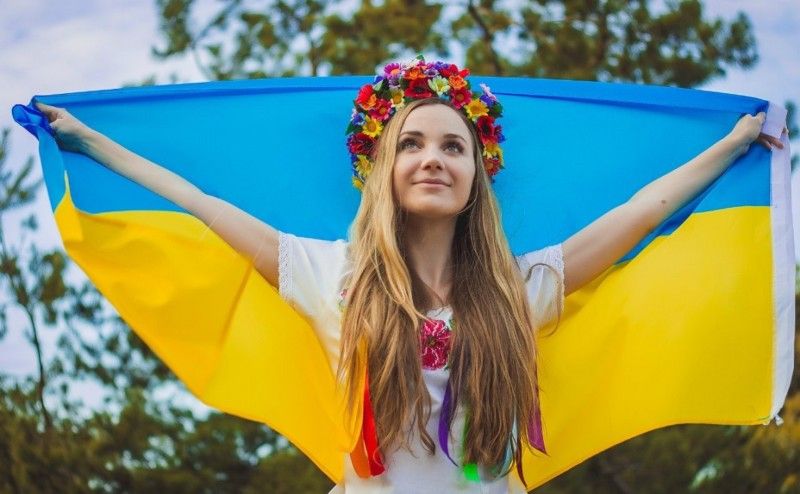 Скільки українців почувалися щасливими у 2017 - фото 1