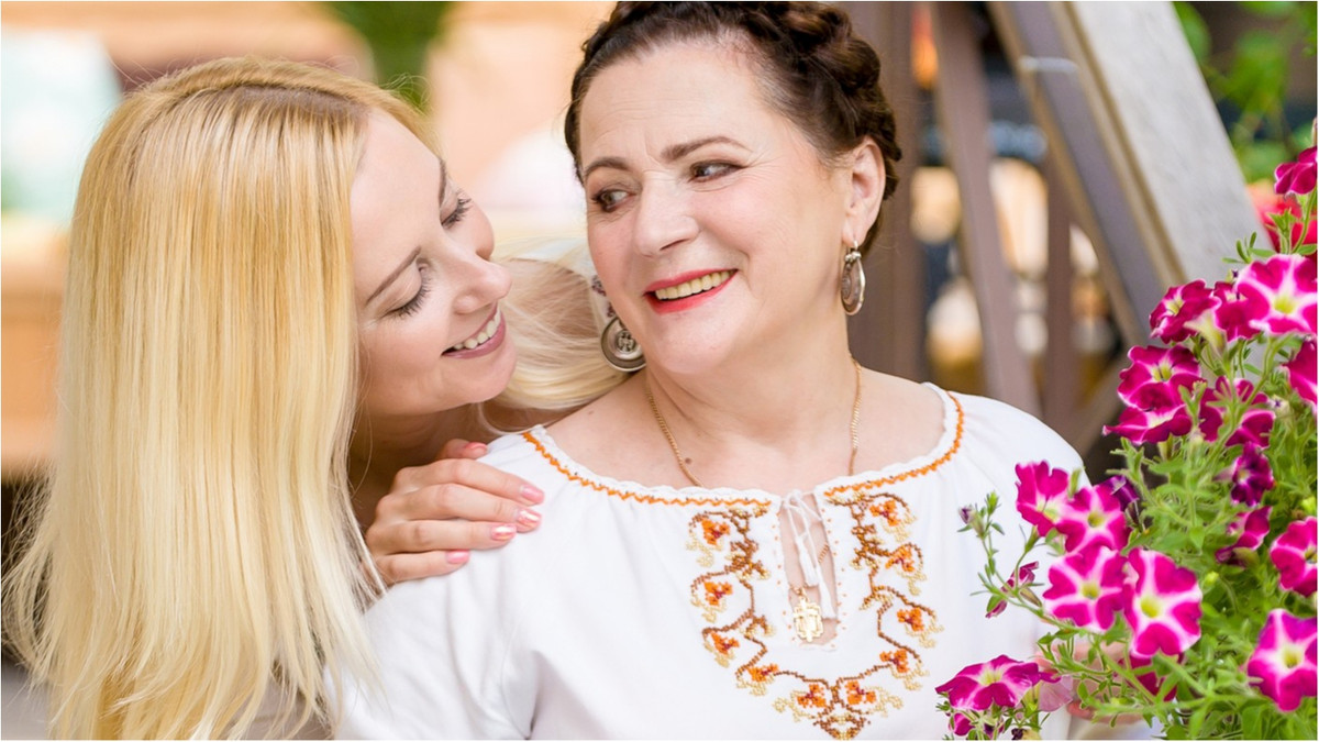 Тоня Матвієнко з мамою Ніною - фото 1