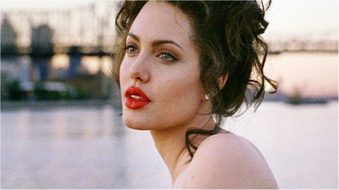 Актрису підтримали її діти - фото 1