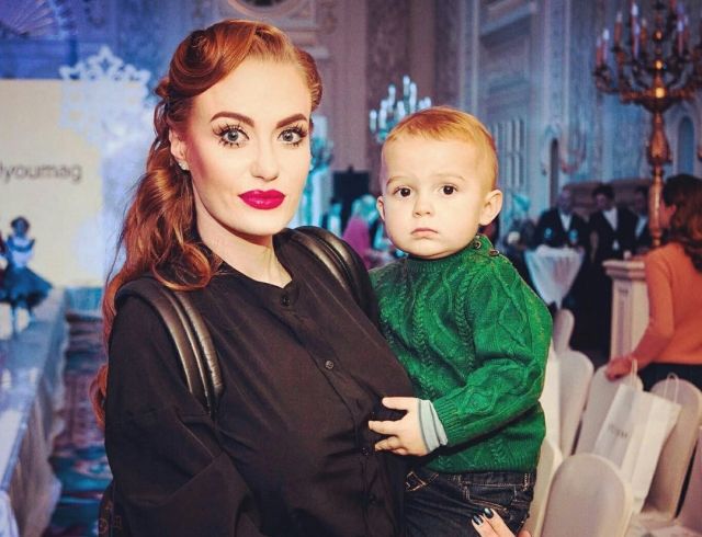 Популярна українська співачка показала маленьку копію свого чоловіка- фото 222752