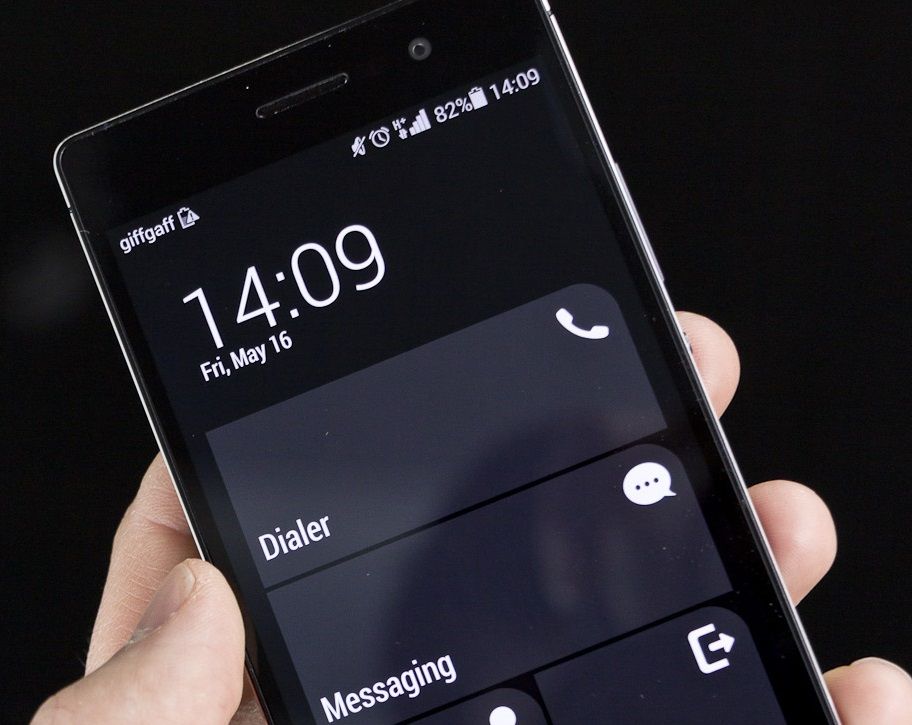 Всього 10 хвилин: як працює суперзарядка для смартфонів від Huawei