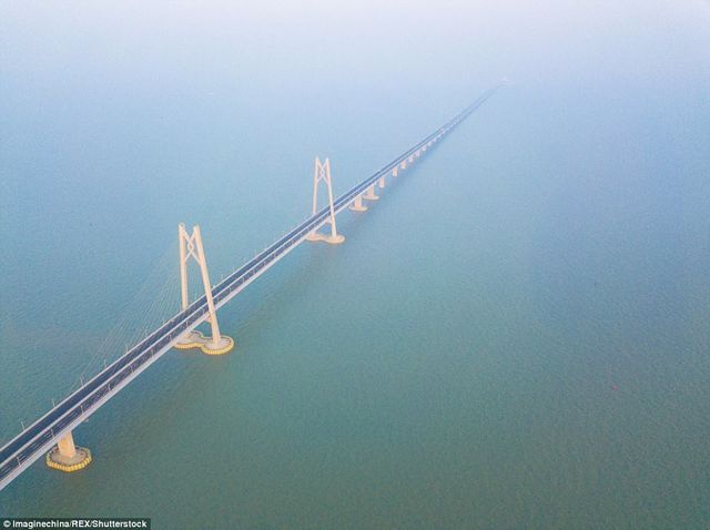 У Китаї добудували найдовший морський міст - фото 219707