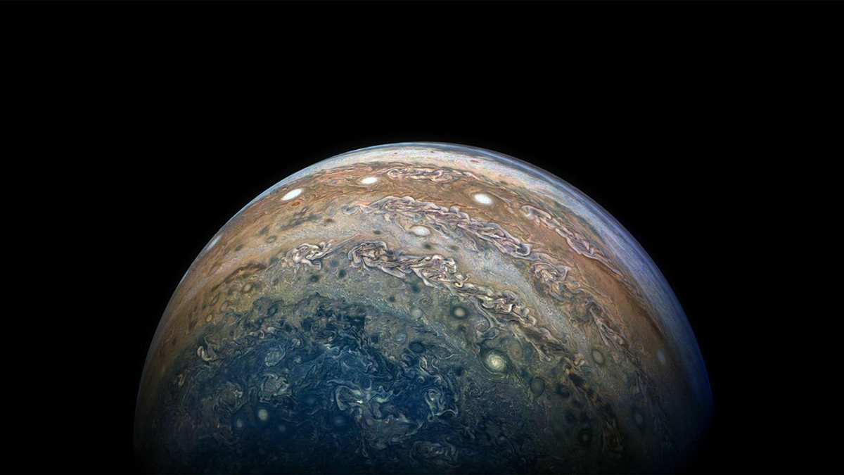 У NASA показали яскраві фото Юпітера - фото 1