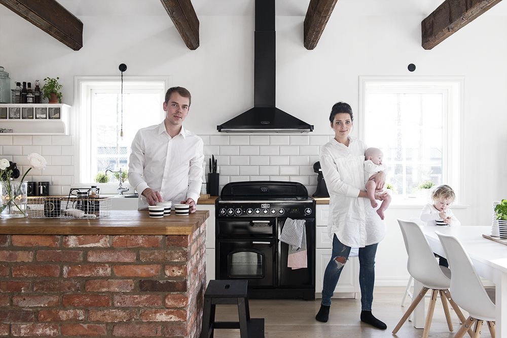 Кумедні сімейні танці підкорили мережу: чарівне відео