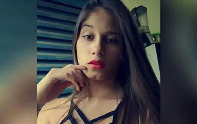 Бразилійка програла своєму хлопцеві у російську рулетку