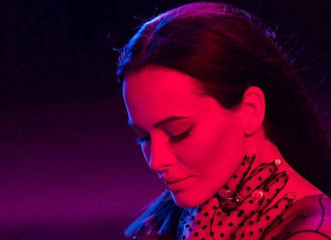 Даша Астаф'єва показала ефектні кадри зі зйомок кліпу - фото 1