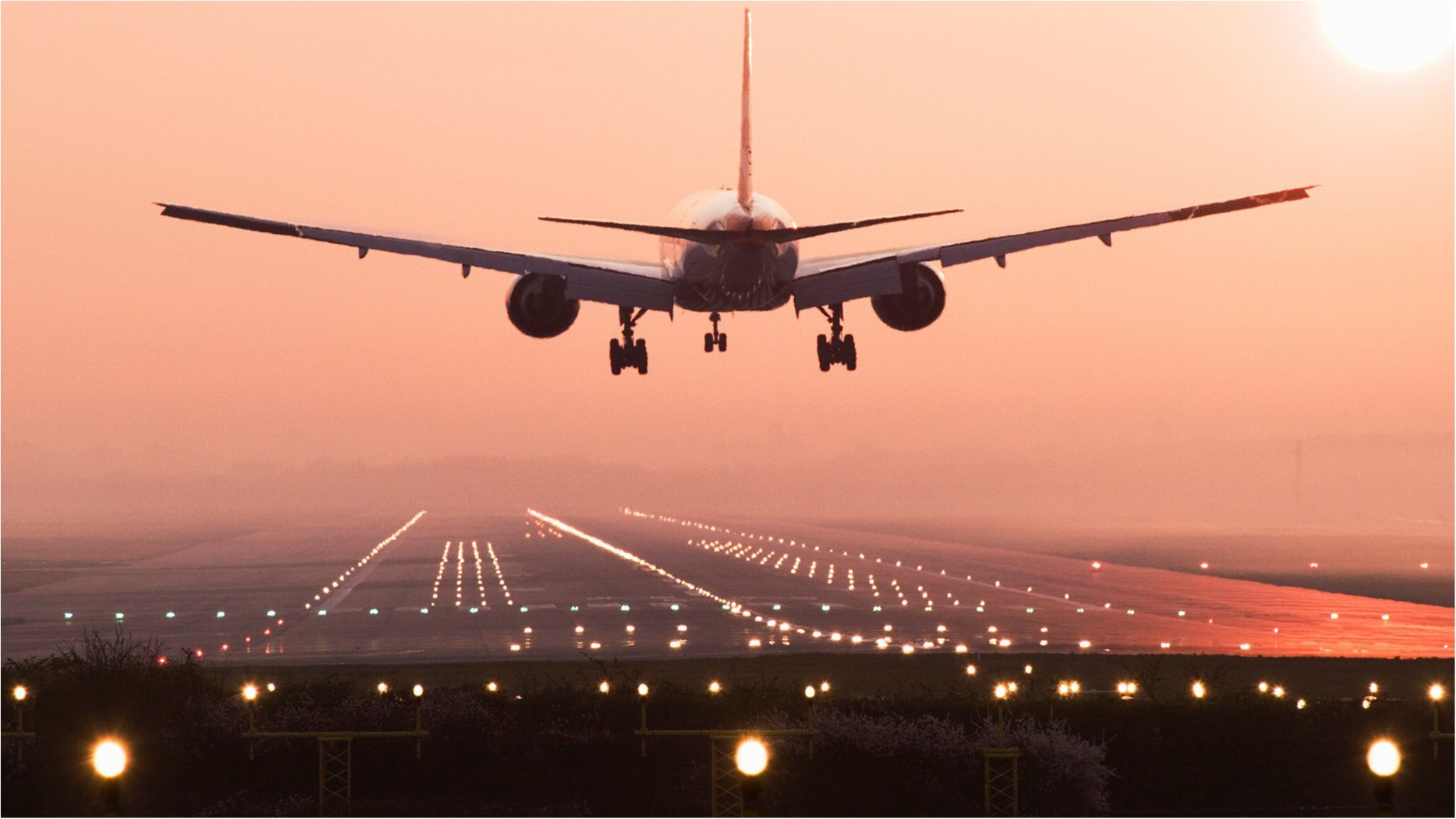 Метою проекту є розвиток авіаційного сполучення в регіоні - фото 1