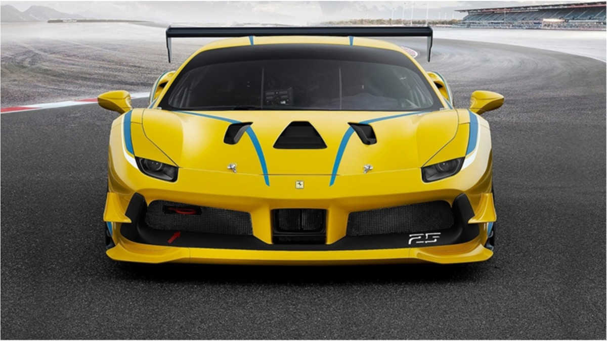Ferrari готує свій надзвичайно потужний автомобіль - фото 1