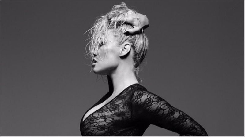 Відома 50-річна актриса нарешті збирається заміж