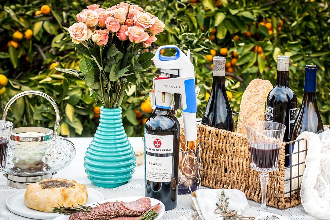 Особистий сомельє: Coravin створила пристрій, який наливає вино без відкриття пляшки