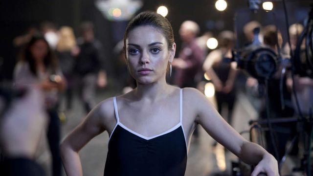 Міла Куніс в 'Чорному лебеді' - фото 223650